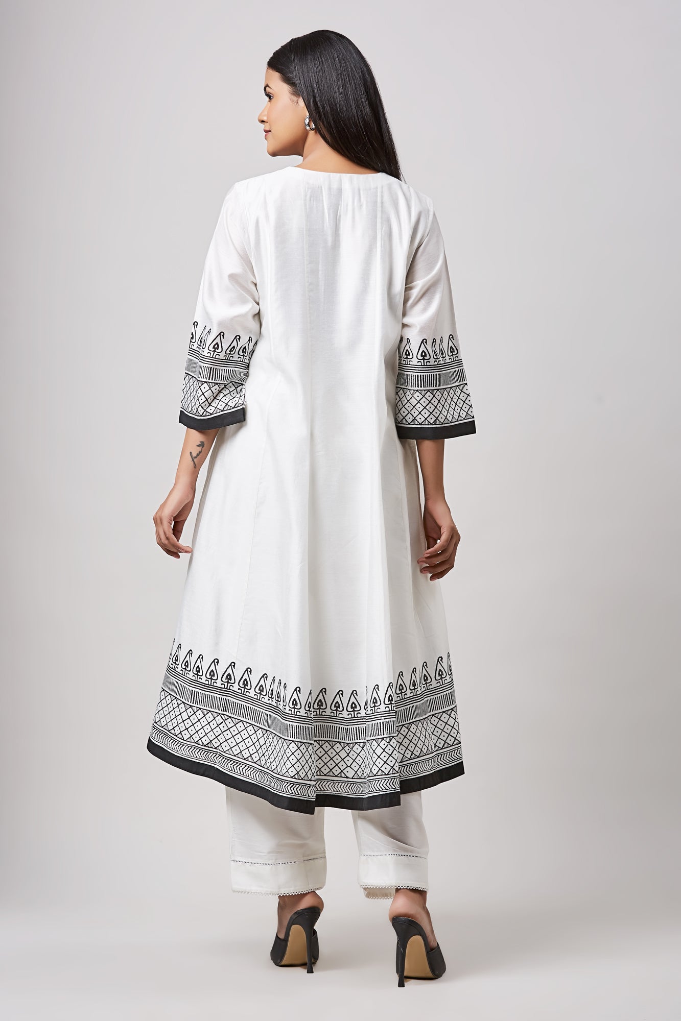 NAZAKAT HAND BLOCK PRINTED ANARKALI SET